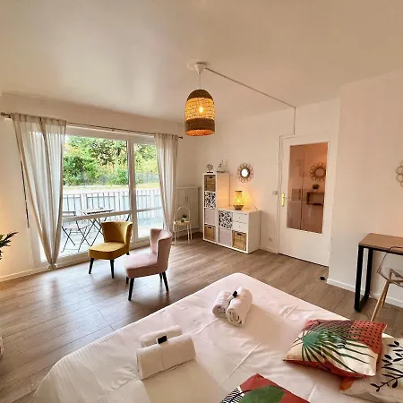 아파트 Nihal, Proche Zenith Avec Parking Et Balcon *